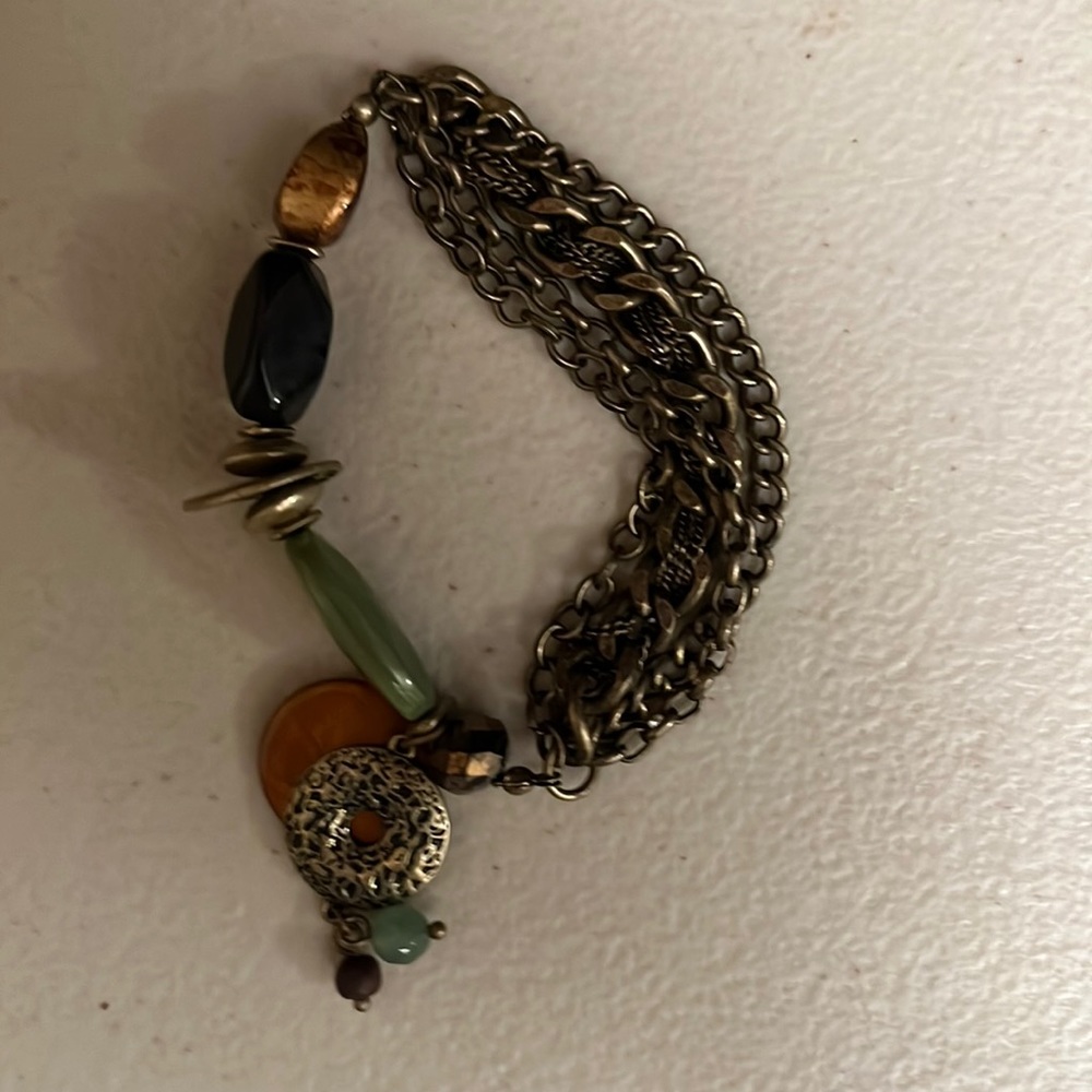 Elastic Bracelet with stones and bronze chain
